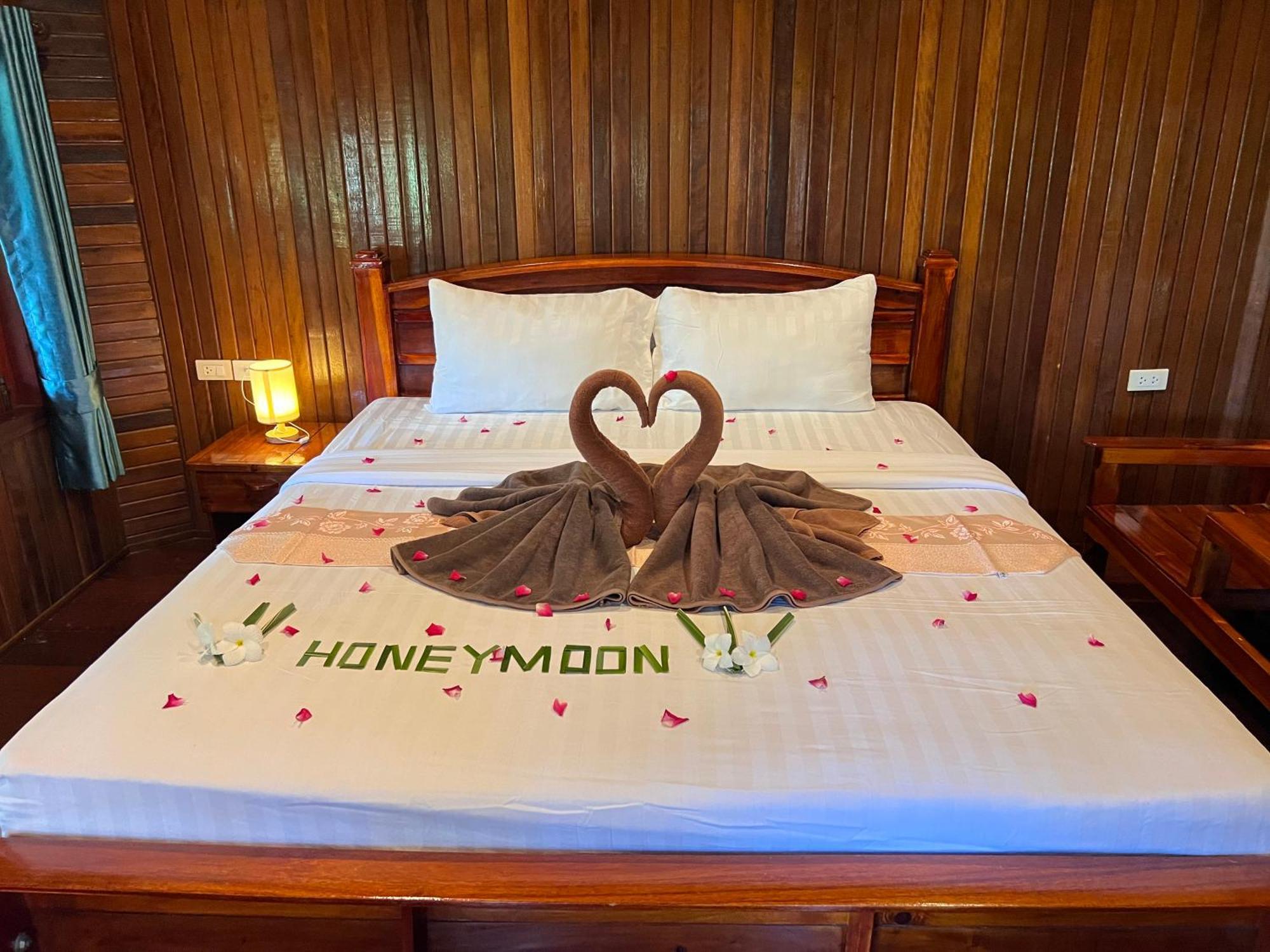 Diamond Beach Resort Ao Nam Mao Exterior photo